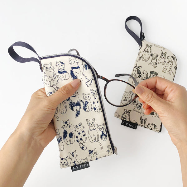拭けて洗えるめがねポーチ イヌネコ – A.Y.Judie